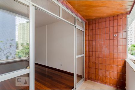 Sacada de apartamento para alugar com 3 quartos, 110m² em Ipiranga, Belo Horizonte