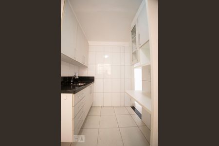 cozinha de apartamento à venda com 2 quartos, 58m² em Parque Residencial Vila União, Campinas