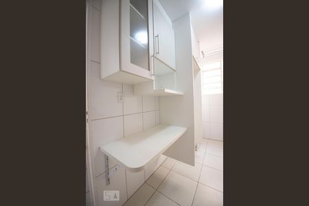 cozinha de apartamento à venda com 2 quartos, 58m² em Parque Residencial Vila União, Campinas