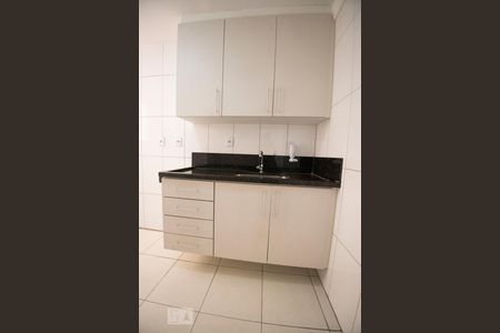 cozinha de apartamento à venda com 2 quartos, 58m² em Parque Residencial Vila União, Campinas