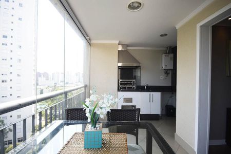 Varanda Gourmet	 de apartamento à venda com 2 quartos, 83m² em Vila Andrade, São Paulo