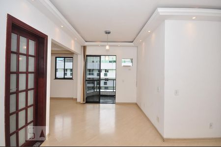 Apartamento à venda com 78m², 2 quartos e 1 vagaSala