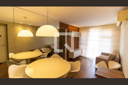 Sala de apartamento para alugar com 1 quarto, 100m² em Gragoatá, Niterói