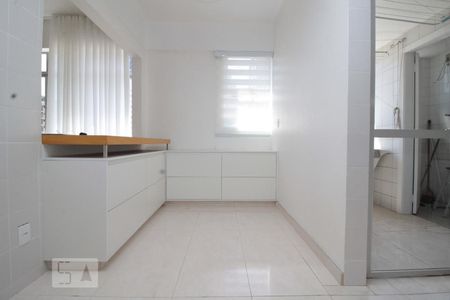 Apartamento para alugar com 2 quartos, 75m² em Funcionários, Belo Horizonte