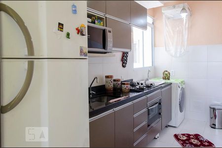 Cozinha de apartamento à venda com 2 quartos, 52m² em São José, Canoas