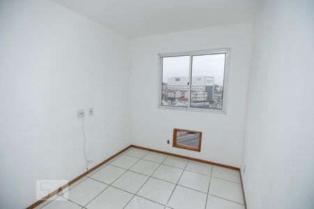 Quarto 2 de apartamento para alugar com 2 quartos, 55m² em Cascadura, Rio de Janeiro