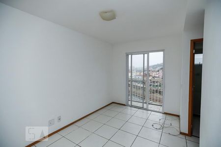 Sala de apartamento para alugar com 2 quartos, 55m² em Cascadura, Rio de Janeiro