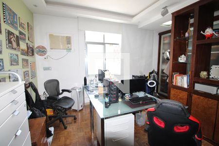 Suite de casa de condomínio à venda com 3 quartos, 240m² em Méier, Rio de Janeiro