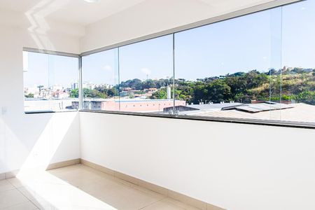 varanda de apartamento para alugar com 2 quartos, 82m² em Castelo, Belo Horizonte