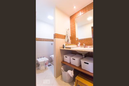 Banheiro 02 de apartamento para alugar com 4 quartos, 190m² em Asa Norte, Brasília