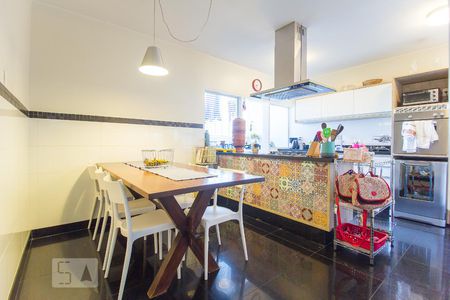 Cozinha de apartamento para alugar com 4 quartos, 190m² em Asa Norte, Brasília