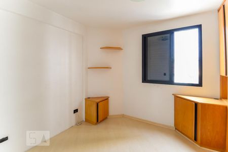 Suíte de apartamento para alugar com 3 quartos, 78m² em Vila Regente Feijó, São Paulo