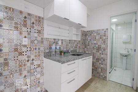 Cozinha de apartamento para alugar com 1 quarto, 25m² em Consolação, São Paulo