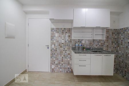 Cozinha de apartamento para alugar com 1 quarto, 25m² em Consolação, São Paulo