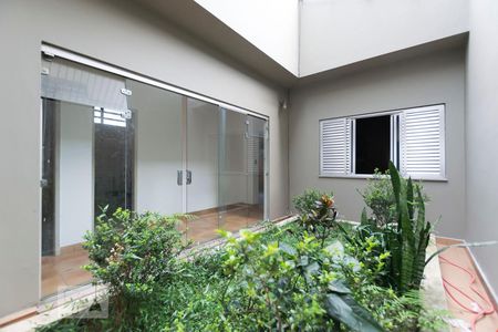 Jardim de casa à venda com 7 quartos, 380m² em Vila Brasilina, São Paulo