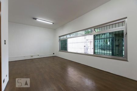 Casa à venda com 380m², 7 quartos e 6 vagasSala