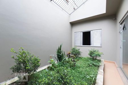 Jardim de casa à venda com 7 quartos, 380m² em Vila Brasilina, São Paulo