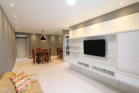 Sala  de apartamento à venda com 2 quartos, 80m² em Barra da Tijuca, Rio de Janeiro