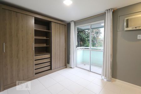 Quarto suite 1 de apartamento à venda com 2 quartos, 80m² em Barra da Tijuca, Rio de Janeiro