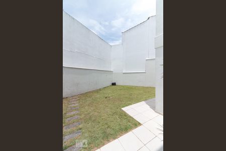 Sala de estar - área externa  de casa à venda com 3 quartos, 240m² em Jardim City, Guarulhos