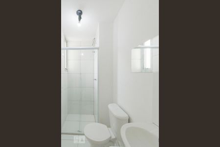 Banheiro de apartamento para alugar com 3 quartos, 68m² em Continental, Osasco
