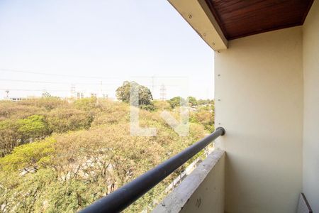 Varanda Sala de apartamento à venda com 3 quartos, 68m² em Continental, Osasco