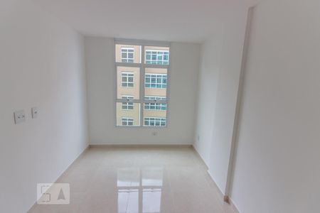 Quarto de apartamento para alugar com 1 quarto, 36m² em Taquara, Rio de Janeiro