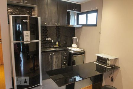 Cozinha de apartamento para alugar com 1 quarto, 42m² em Ipanema, Rio de Janeiro