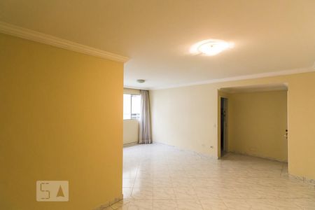 Sala de apartamento para alugar com 2 quartos, 70m² em Cerqueira César, São Paulo