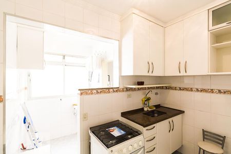 Cozinha de apartamento para alugar com 2 quartos, 70m² em Cerqueira César, São Paulo