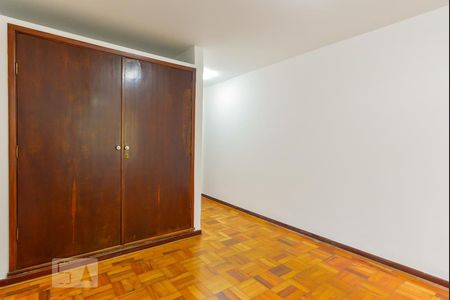 Suíte  de casa à venda com 6 quartos, 272m² em Sumaré, São Paulo
