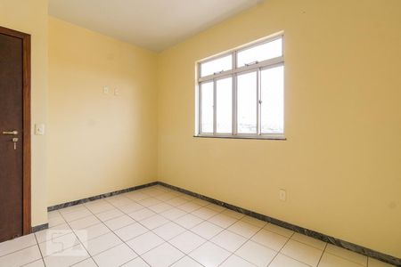 Quarto de apartamento para alugar com 3 quartos, 90m² em Serrano, Belo Horizonte