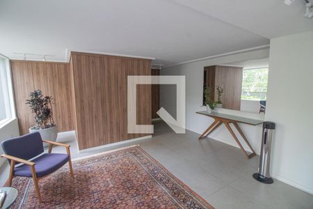 Hall de entrada de apartamento para alugar com 3 quartos, 210m² em Santo Amaro, São Paulo