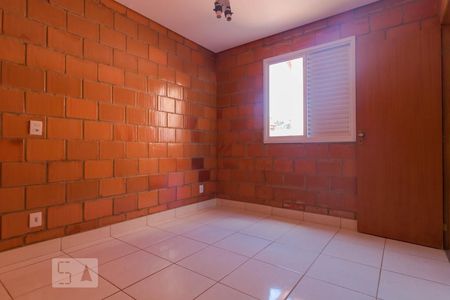 Suíte 01 de casa para alugar com 2 quartos, 70m² em Vila Hollândia, Campinas