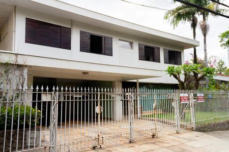 Apartamento à venda com 450m², 4 quartos e 4 vagas Apartamento à venda com 450m², 4 quartos e 4 vagasFachada