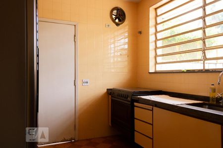 Apartamento à venda com 450m², 4 quartos e 4 vagas Apartamento à venda com 450m², 4 quartos e 4 vagasCozinha