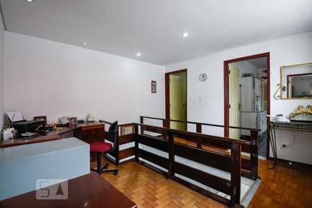 Hall dos quartos de casa para alugar com 3 quartos, 220m² em Jardim Umuarama, São Paulo