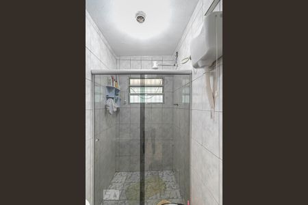 Banheiro de casa para alugar com 1 quarto, 80m² em Vila Verde, São Paulo