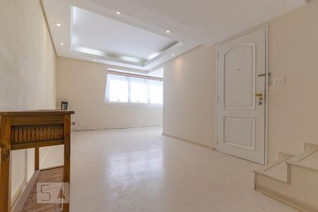 Hall de entrada de apartamento à venda com 4 quartos, 170m² em Cambuí, Campinas