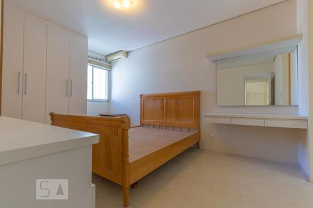 Quarto da suíte de apartamento à venda com 4 quartos, 170m² em Cambuí, Campinas