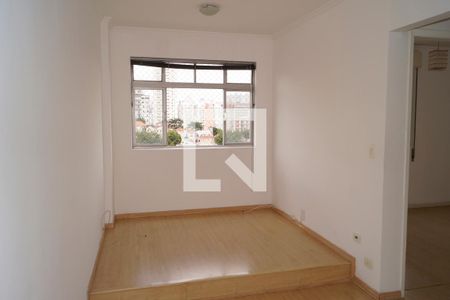 Sala de apartamento para alugar com 1 quarto, 40m² em Cambuci, São Paulo