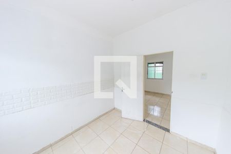 Quarto de casa para alugar com 1 quarto, 60m² em Irajá, Rio de Janeiro