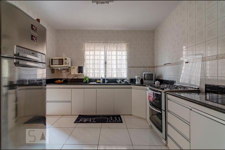 Cozinha de casa à venda com 3 quartos, 208m² em Palmares, Belo Horizonte