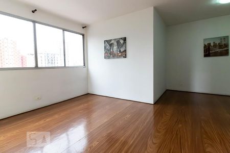 Sala de apartamento para alugar com 2 quartos, 85m² em Vila Nova Conceição, São Paulo