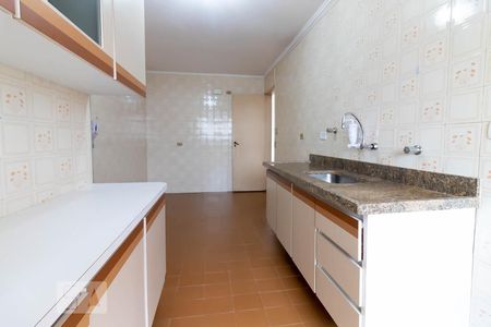 Cozinha de apartamento para alugar com 2 quartos, 85m² em Vila Nova Conceição, São Paulo