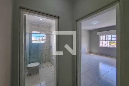 corredor de apartamento para alugar com 1 quarto, 50m² em Vila Monumento, São Paulo