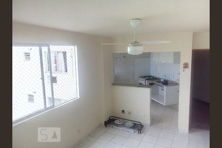 Sala de apartamento para alugar com 2 quartos, 60m² em Jacarepaguá, Rio de Janeiro