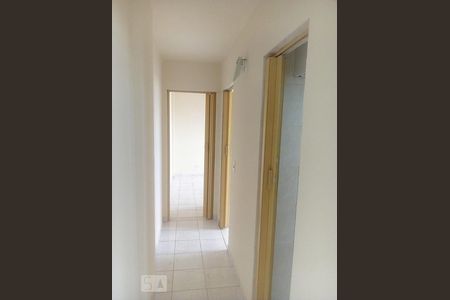 Corredor de apartamento para alugar com 2 quartos, 60m² em Jacarepaguá, Rio de Janeiro