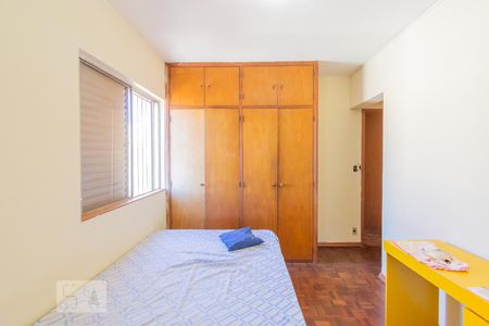 Quarto 1 - Armários de apartamento para alugar com 2 quartos, 65m² em Vila Mimosa, Campinas