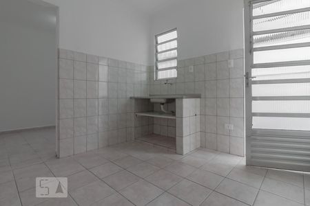 Cozinha de casa para alugar com 1 quarto, 50m² em Vila Gumercindo, São Paulo